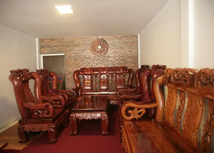招待所 Family Lodges